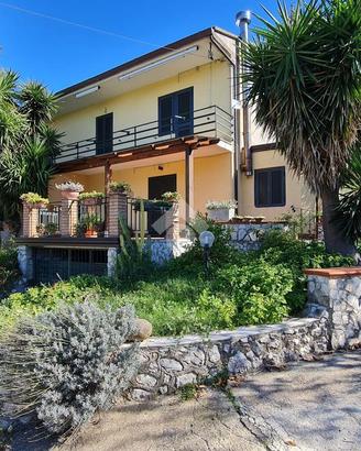 VILLA SINGOLA A SANT'AGATA DE' GOTI