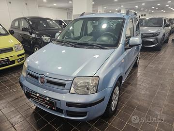 NUOVA FIAT PANDA EMOTION 1.2 DUALOGIC BENZ 60CV - 