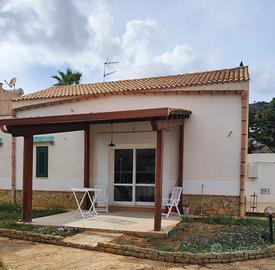 Splendida villetta con giardino arredata