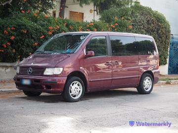Mercedes-benz V 220 CDI •7 Posti•