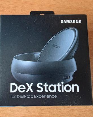 Samsung DeX Station per Esperienza Desktop