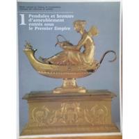 Pendules et bronzes d ameublement entres sous le p