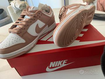Nike Dunk Rosa numero 40.5 nuove con cartellino Abbigliamento e Accessori In vendita a Milano