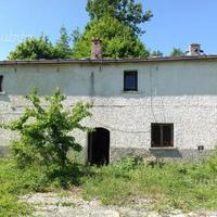 Casale con terreni