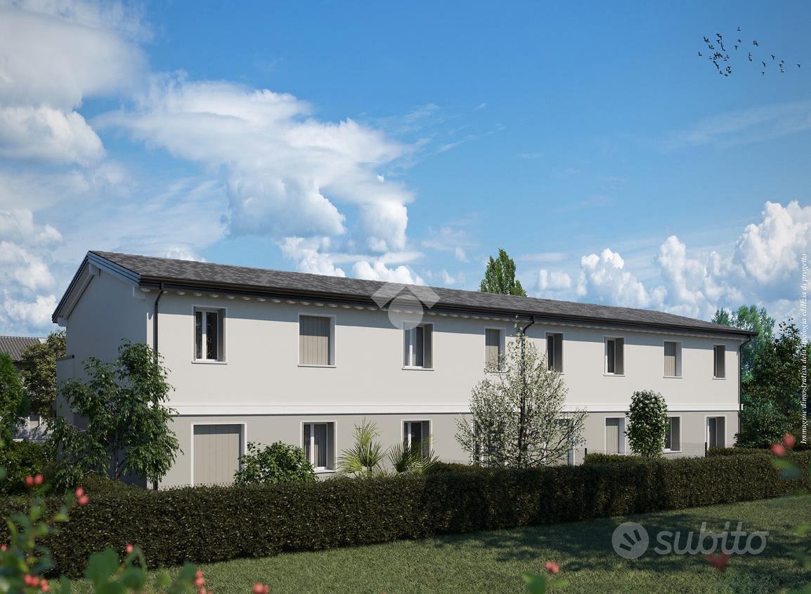 VILLA A SCHIERA A MIRANDOLA - Altro