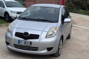Toyota Yaris 1.4 D-4D 5 porte Sol