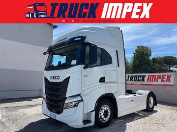 Iveco S-Way 490, anno 2023, km 185.000 con retarde
