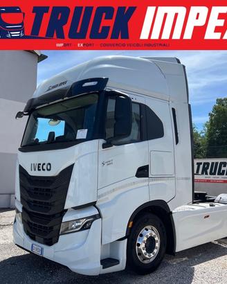 Iveco S-Way 490, anno 2023, km 185.000 con retarde