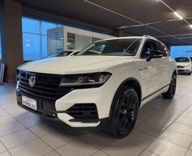 Volkswagen Touareg 3.0 TDI Black Style