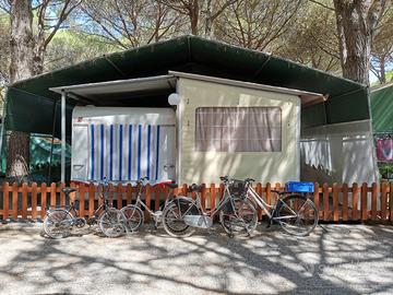 Piazzola attrezzat Camping Gorette Cecina