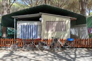 Piazzola attrezzat Camping Gorette Cecina