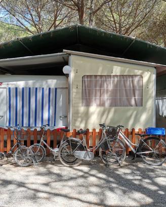 Piazzola attrezzat Camping Gorette Cecina