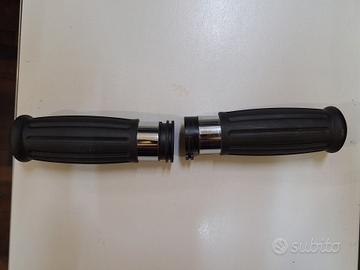 Manopole originali Harley Davidson V Rod 1250