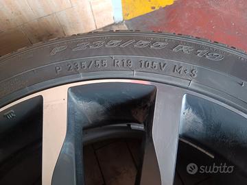 Pneumatici 4 stagioni e cerchi in lega19 Evoque