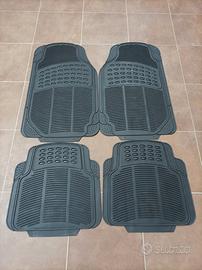 Set 4 tappetini auto in gomma universali nuovi