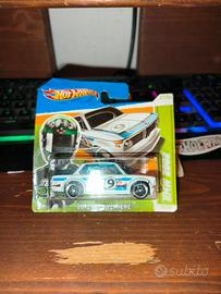 hot wheels BMW 2002
