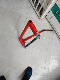 cavalletto alzamoto centrale 30 euro usato una sol