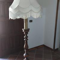 Piantana lampada da terra classica