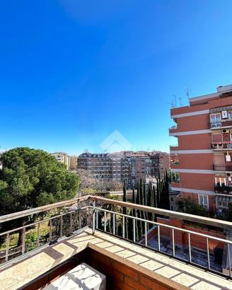 3 LOCALI A ROMA