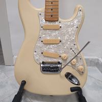 chitarra elettrica Fenix mod. Stratocaster