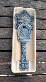 souvenir CHIAVE PORTAFORTUNA URSS orig. vintage