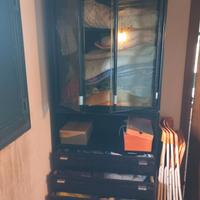 Vetrina, armadio ed armadietto