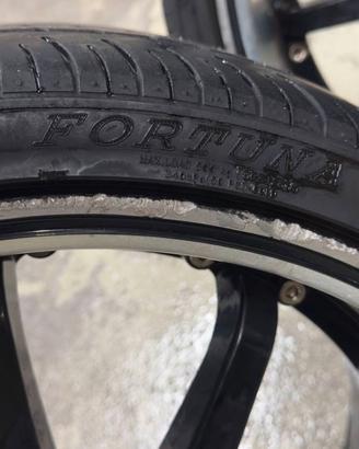 4 cerchi in lega con pneumatici per Mini Cooper