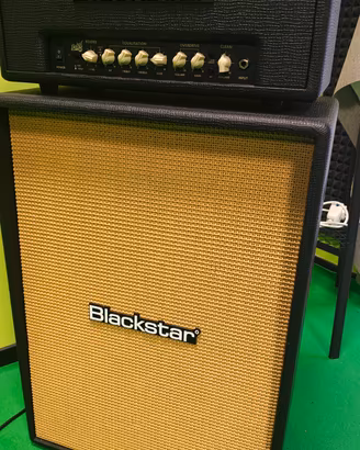 Amplificatore BLACKSTAR Debut 