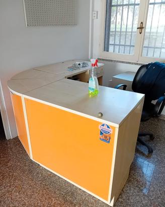 Arredamento in legno come nuovo