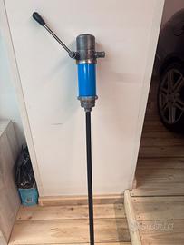 Pompa manuale per fusti olio