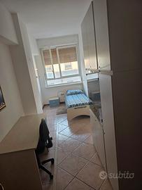 stanza studenti maschi a terni 