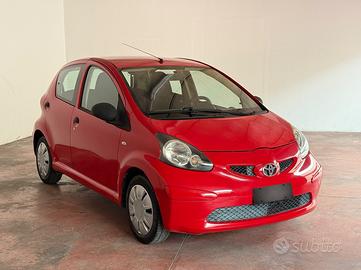 Toyota Aygo 1.0 12V VVT-i 5 porte Now