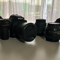 Reflex Nikon D7500 con tre obiettivi+ altro