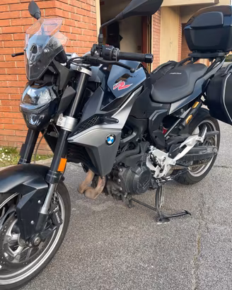 BMW F 900 R