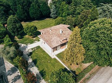 VILLA SINGOLA A PREGANZIOL