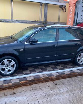 Audi A4 1.9 TDI 130 CV (2004)