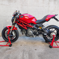 Ducati Monster 1100 evo