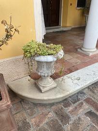 Vaso in marmo da giardino