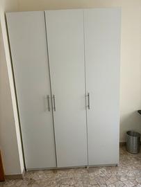 Armadio tre ante Ikea Pax
