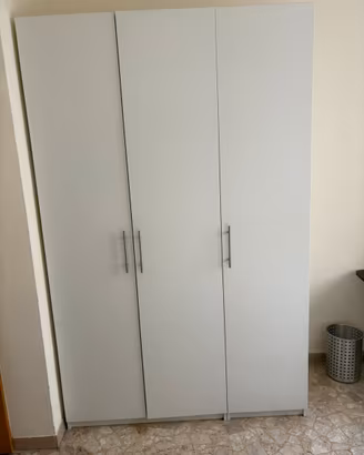 Armadio tre ante Ikea Pax