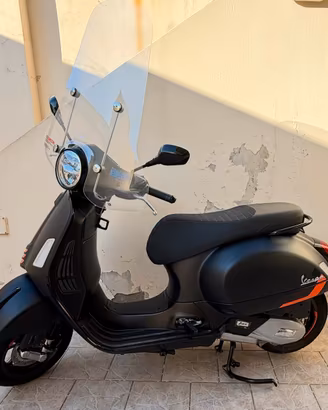 Vespa GTS Super Sport 125cc