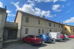 Casa indipendente di 200 m² con più di 5 locali e 
