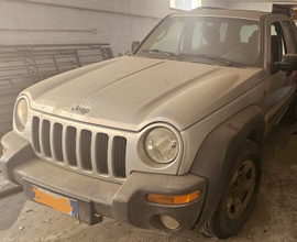 .Jeep cherokke 2.5
