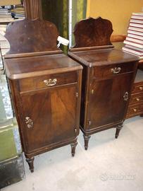 Coppia di Comodini Vintage