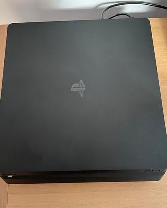 PlayStation 4 slim 1 Tb.