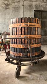 Contenitori per vinacce