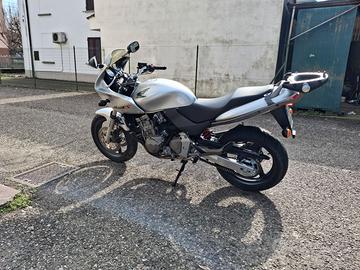 Honda hornet s 600cc