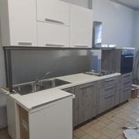 Cucina (asta del mobile)