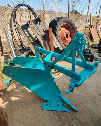 Aratro bivomero Nardi BRCP38 F tipo pesante 