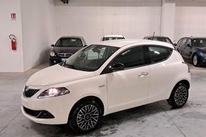 Lancia Ypsilon 1.0 FireFly Hybrid Platino Km. 0 (4